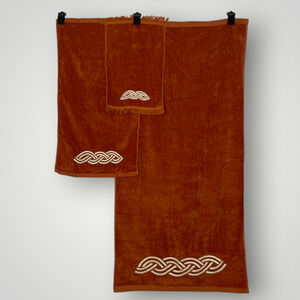 Avanti Look Vintage Embroidered Towel Set Plush Orange Cream 3 Piece